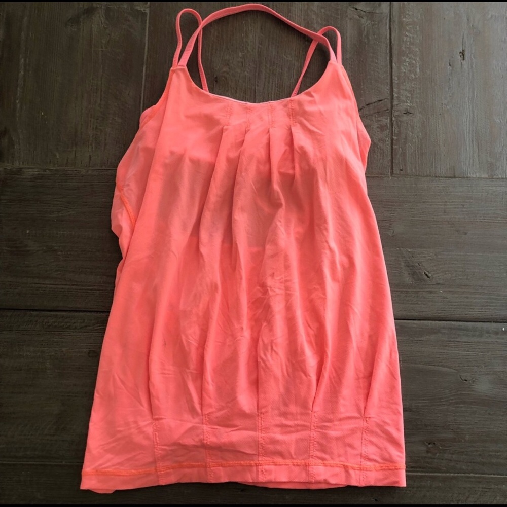Coral lululemon top